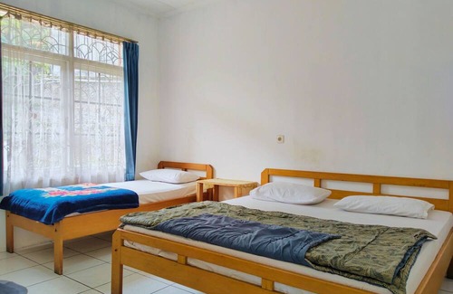 Cisarua Hotel | Homestay Pall Inn