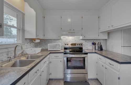 Durham House | Duke 3br 1.5ba At American Village 3 Bedroom Home by Quantum Suites