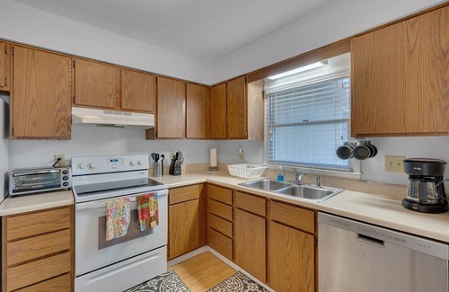 Durham House | Duke Double King @ American Village 2 Bedroom Home by Quantum Suites
