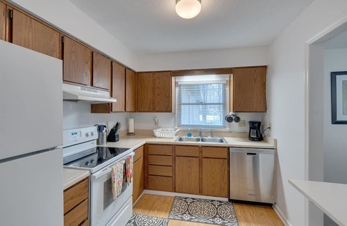 Durham House | Duke Double King @ American Village 2 Bedroom Home by Quantum Suites