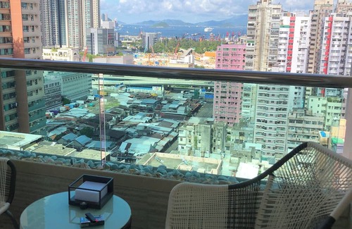 Yau Tsim Mong House | Charming 2-bedroom building in welcoming Kowloon with sunset view balcony