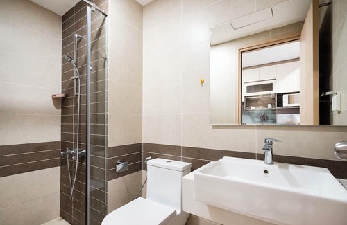 Phuong 8 Apartment | Refined Saigon - Terra Royal Apartment