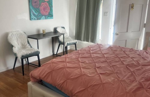 Downtown Apartment | Enchanting studio apartment in Santa Monica