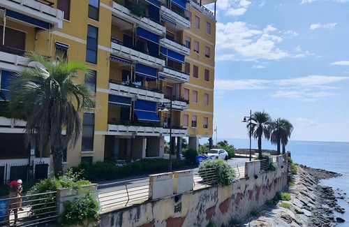 San Lorenzo al Mare Apartment | Apartment 'A Casa Di Vale' with Shared Pool and Shared Garden