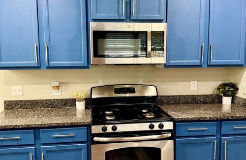 Moncks Corner House | Spacious 5-bedroom house in fabulous Moncks Corner w pool table game room & WiFi