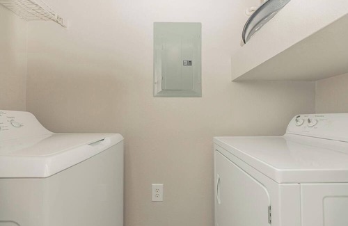 Barker Apartment | 1-bedroom apartment in Katy with WiFi and AC