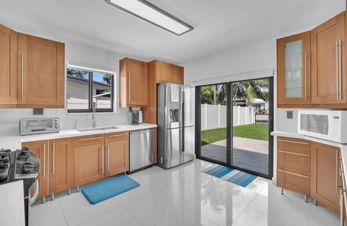 Ojus House | Aventura Waterfront Oasis - 4bed, 2Bath