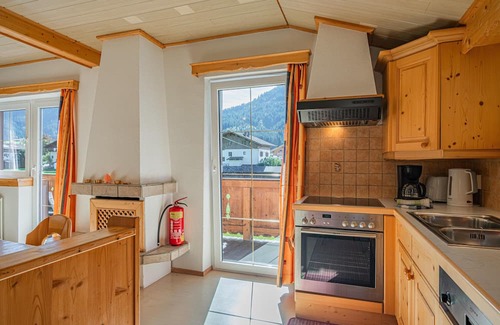 Brixen im Thale Apartment | Cosy holiday flat with balcony