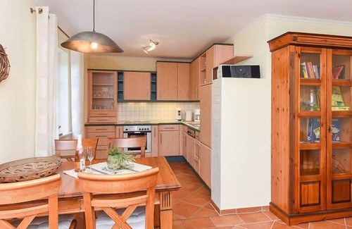 Neuharlingersiel Boat Rental | Kleine Möwe Comfortable holiday residence