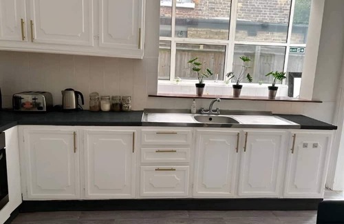 Balham Apartment | Fern Cozy Apartment 5 Free Wifi Parking