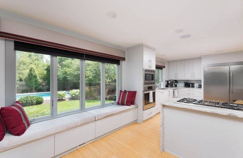 Lenexa House | Luxury Lenexa 3-bedroom house with heated pool