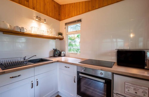 Bunloit House | Stunning private villa for 4 guests with WIFI, TV, patio, pets allowed and parking