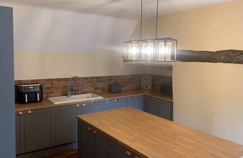 Dukeries Mill Apartment | Welcoming retreat in Walesby