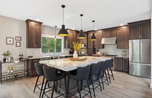 Casco House | Coffee Pond Cottage - Luxury Lake House