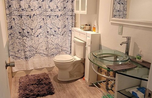 Oak Harbor House | Cozy and quiet spot -few minutes away from Deception pass!
