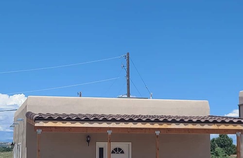 Farmington House | Charming 1-bedroom Casita-Tiny Home in the Heart of the Four Corners, Aztec, NM