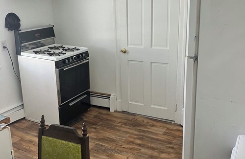 North End Apartment | 1BR apartment near the beach