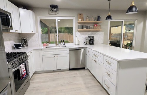 Fort Collins House | Spacious 5-bedroom house in fantastic Fort Collins with AC, WiFi