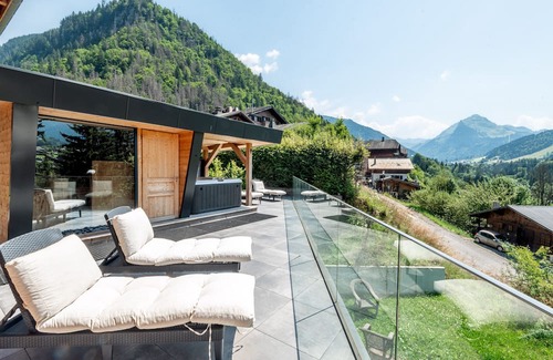 Les Prodains Ski Chalet | Smartstay Grand Chalet - Montriond