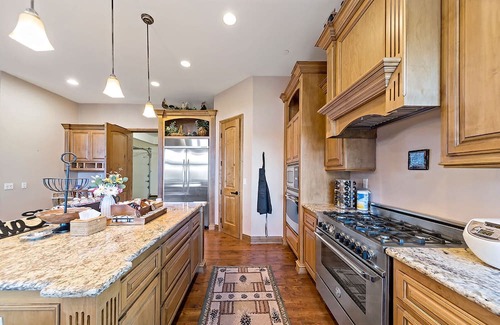 Lake Arrowhead Ski Chalet | Enchanted Lakeside Castle 4BR/6BA/2LR 5009SQ FT Hot Tub And Scenic Lake Views