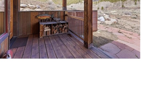 Twin Lakes House | Spectacular Twin Lakes 3 bedroom house.