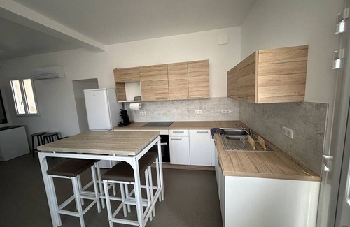 Mimizan-Plage Apartment | Apartment for 6 people in the heart of the pedestrian streets of Mimizan plage