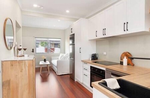 Christies Beach Apartment | The Elements: AIR | Apartment Three