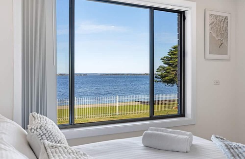Buff Point House | Stylish Lakefront Tranquillity- Kayaks