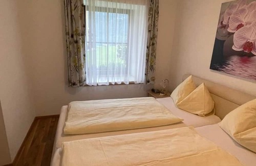 Unterach am Attersee Apartment | Basic garden apartment - Seehaus Unterach