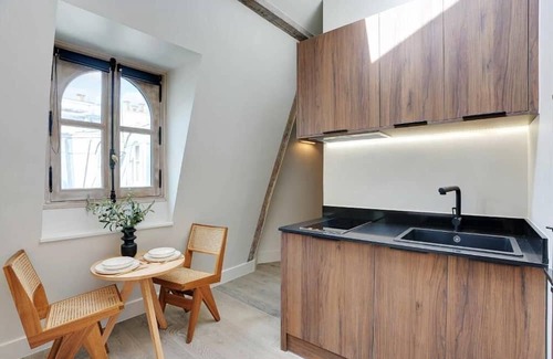 Saint-Germain-l'Auxerrois Apartment | Ultra Chic!200m to Place Vendome Tuileries Garden-Place du Marché Saint-Honorén