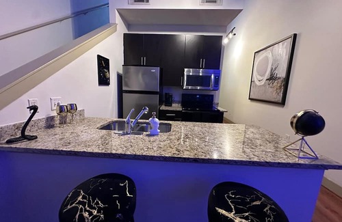 Piedmont Heights Apartment | Grand Sanctuary Loft