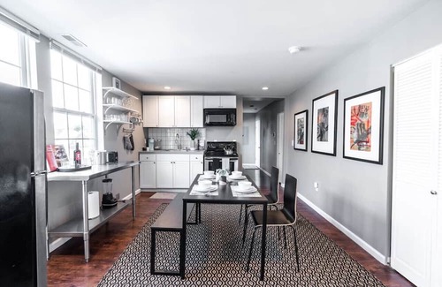 Near Northside Apartment | Perfect for Family Near IU Convention Downtown