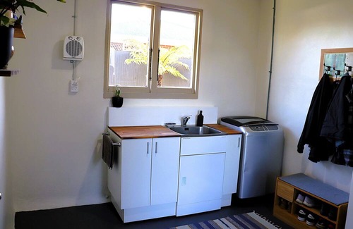 Waimate House | Private & comfortable guest space