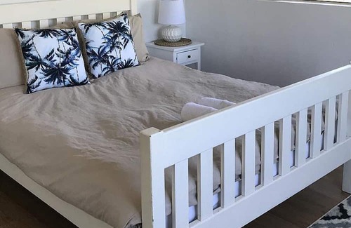 Pottsville House | Surfside Pottsville - Absolute beachfront house with private beach access