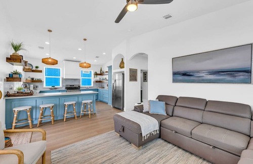 Port Bolivar House | Seaside Nest - Unobstructed Beach and Bay Views