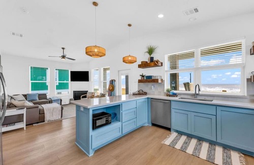 Port Bolivar House | Seaside Nest - Unobstructed Beach and Bay Views
