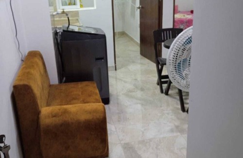 Cali Bed & Breakfast | Lovely bed & breakfast with WiFi in Cali for one guest only.