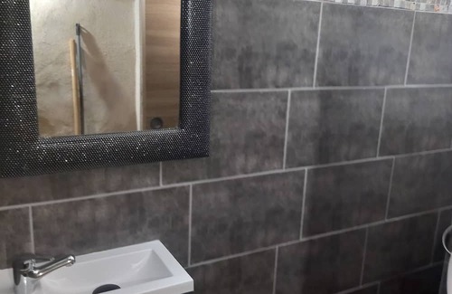 Sisteron Apartment | Ancel and gretel's apartment is a 2-minute walk from the lake