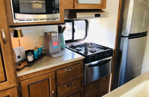 Allentown House | Couples Cottage Camper