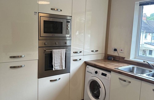 Canton Apartment | 2 Bedroom City Centre Apartment
