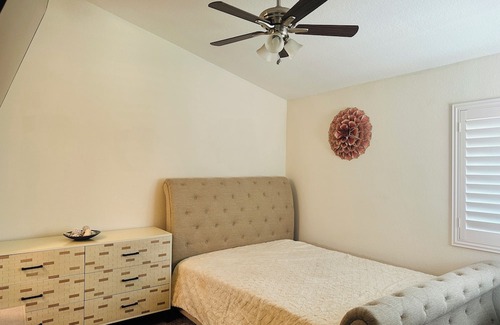 Aliso Viejo Condo | Your Summer Retreat near Laguna Beach Sun & Fun rolled in One🚴‍♀️🏌️‍♂️🏊‍♂️🏄