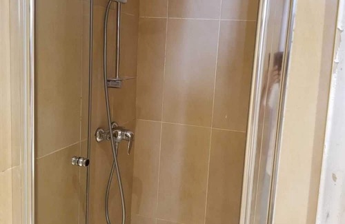 Porte de Clichy Hotel | HOTEL TINGIS
