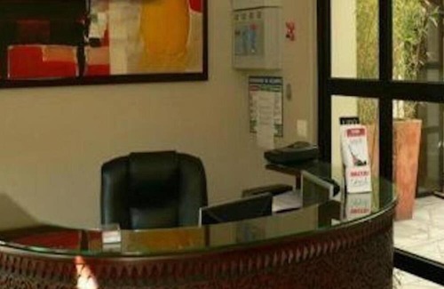 Porte de Clichy Hotel | HOTEL TINGIS