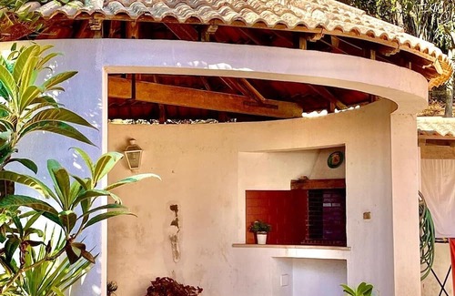Charneca da Cotovia House | Villa Figueira - Propriedade a 5 Minutos das Praias com Grande Jardim