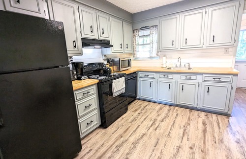Garden City House | Stylish, Spacious, Convenient Location! 30Days+ ok