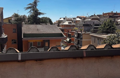 Quartiere XXVIII Monte Sacro Alto Apartment | Talenti House