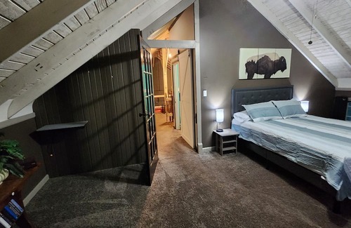 Armstrong Cabin | Morchella Hideaway