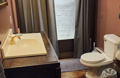 Armstrong Cabin | Morchella Hideaway