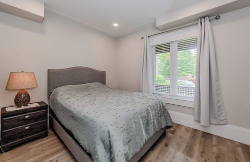 Cambridge Apartment | Charming Cambridge Retreat: Modern 2BR with Parking, Steps from Shops & Dining
