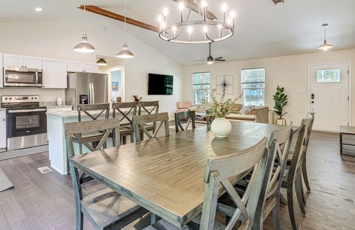Livingston House | Spacious Home w/Gazebo < 3 Mi to Lake Anna!